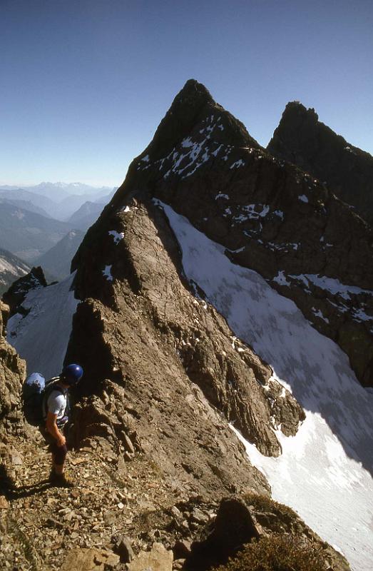 1988-012 Rob Freeman on North Finger - Three Fingers.jpg